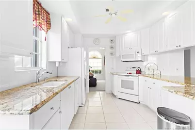 9012 SE Eldorado Way, Hobe Sound, FL 33455 - Photo 6