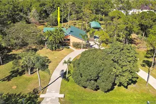 10941 SW Hawk View Cir, Stuart, FL 34997 - Photo 4