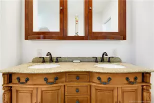 10941 SW Hawk View Cir, Stuart, FL 34997 - Photo 18