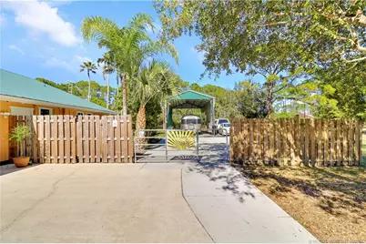 10941 SW Hawkview Circle, Stuart, FL 34997 - Photo 10