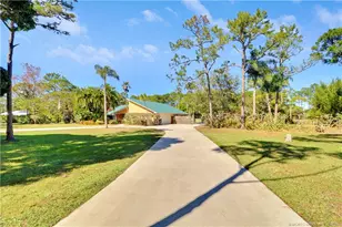 10941 SW Hawk View Cir, Stuart, FL 34997 - Photo 2