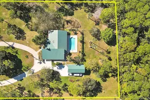 10941 SW Hawk View Cir, Stuart, FL 34997 - Photo 4