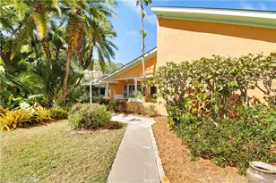 10941 SW Hawk View Cir, Stuart, FL 34997 - Photo 46