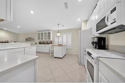 871 SE Westminster Place, Stuart, FL 34997 - Photo 16