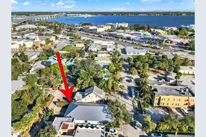 424 SW Camden Avenue, Stuart, FL 34994 - Photo 8