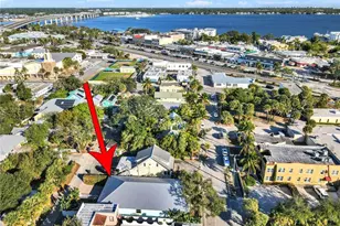 424 SW Camden Ave, Stuart, FL 34994 - Photo 8