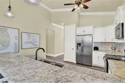 424 SW Camden Avenue, Stuart, FL 34994 - Photo 12