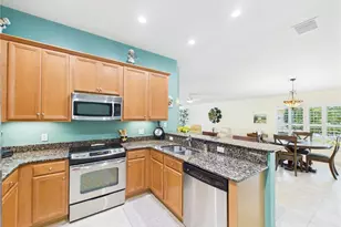 5315 NW Dominica St, Vero Beach, FL 32967 - Photo 10