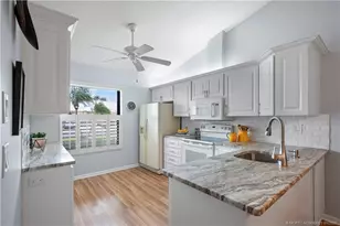 7624 SE Sugar Sand Cir, Hobe Sound, FL 33455 - Photo 8