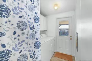 471 Ann Marie Cir, Port Saint Lucie, FL 34952 - Photo 16