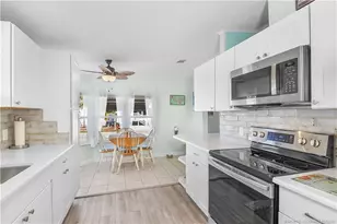 471 Ann Marie Cir, Port Saint Lucie, FL 34952 - Photo 22