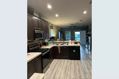 2555 Pga Boulevard #447, Palm Beach Gardens, FL 33410 - Photo 2