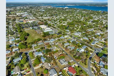 1092 SE Madison Avenue, Stuart, FL 34996 - Photo 42