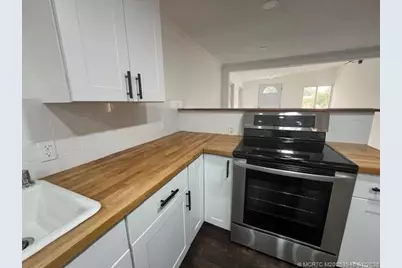 6197 S Joshua Lane, Lantana, FL 33462 - Photo 4