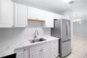 333 SE Martin Ave, Stuart, FL 34996 - Photo 10
