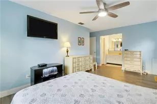 211 Manatee Ln, Fort Pierce, FL 34982 - Photo 18