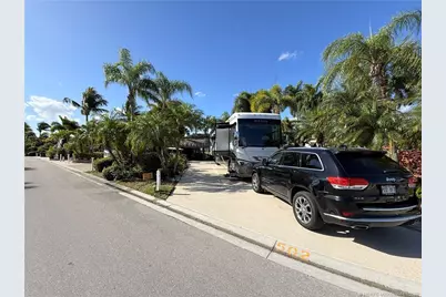 502 NW Boundary Drive, Port Saint Lucie, FL 34986 - Photo 2