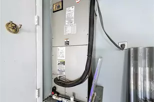 274 NE Glentry Ave, Port Saint Lucie, FL 34983 - Photo 42