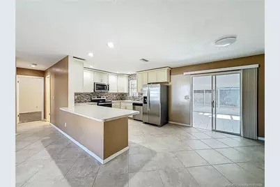 274 NE Glentry Avenue, Port Saint Lucie, FL 34983 - Photo 52