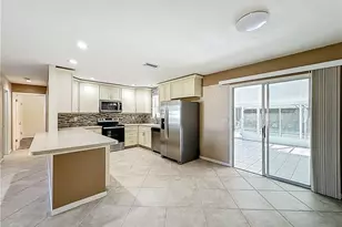 274 NE Glentry Ave, Port Saint Lucie, FL 34983 - Photo 24