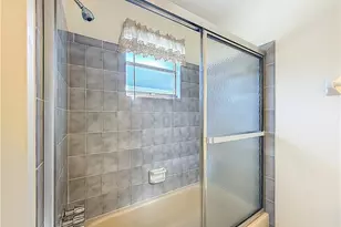 274 NE Glentry Ave, Port Saint Lucie, FL 34983 - Photo 32