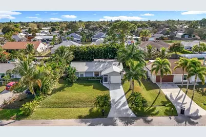 274 NE Glentry Avenue, Port Saint Lucie, FL 34983 - Photo 62