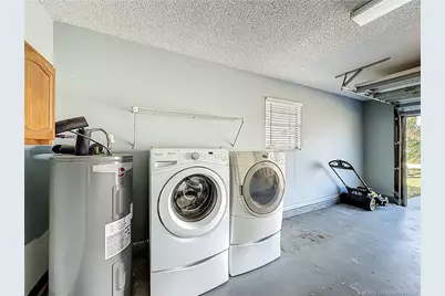 274 NE Glentry Avenue, Port Saint Lucie, FL 34983 - Photo 40