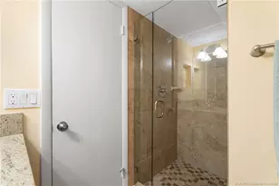 291 NE Edgewater Dr, Stuart, FL 34996 - Photo 30