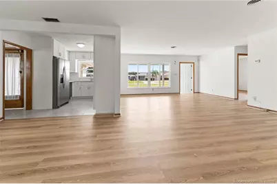 208 Riomar Drive, Port Saint Lucie, FL 34952 - Photo 12