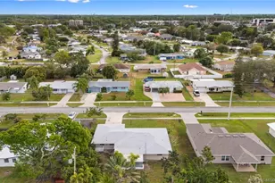 208 Riomar Dr, Port Saint Lucie, FL 34952 - Photo 38