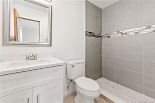 208 Riomar Dr, Port Saint Lucie, FL 34952 - Photo 24