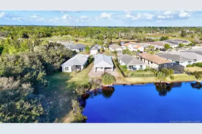 179 SE Via Tirso, Port Saint Lucie, FL 34952 - Photo 12