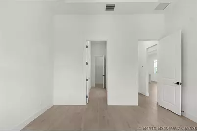 179 SE Via Tirso, Port Saint Lucie, FL 34952 - Photo 20