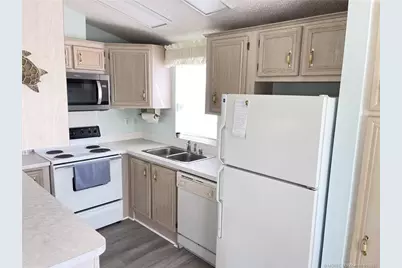 1209 Nettles Boulevard, Jensen Beach, FL 34957 - Photo 10