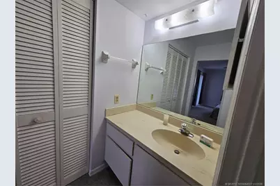 805 SE Central Parkway #16, Stuart, FL 34994 - Photo 12