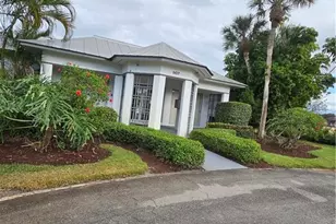 805 SE Central Pkwy, Stuart, FL 34994 - Photo 2