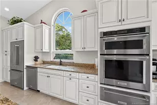 2007 NW Laurel Oak Ln, Palm City, FL 34990 - Photo 12