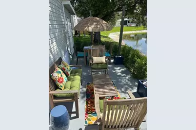 153 Plantation Boulevard, Lake Worth, FL 33467 - Photo 8