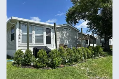 153 Plantation Boulevard, Lake Worth, FL 33467 - Photo 6