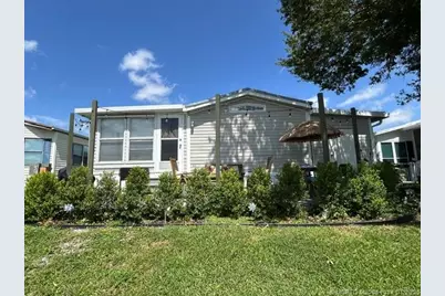 153 Plantation Boulevard, Lake Worth, FL 33467 - Photo 2