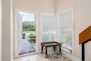 3307 SE Sandpiper Circle, Port Saint Lucie, FL 34952 - Photo 4