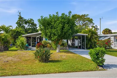 7878 SE Swan Avenue, Hobe Sound, FL 33455 - Photo 1