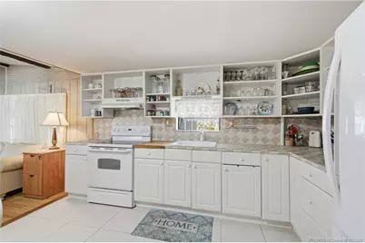 7878 SE Swan Avenue, Hobe Sound, FL 33455 - Photo 10