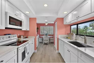 5253 SE Club Way, Stuart, FL 34997 - Photo 16