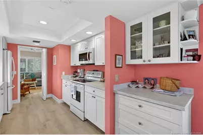 5253 SE Club Way, Stuart, FL 34997 - Photo 16