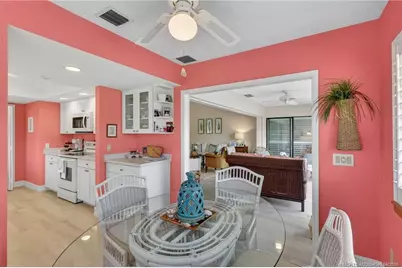 5253 SE Club Way, Stuart, FL 34997 - Photo 18