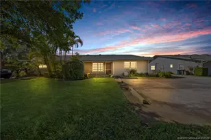 9095 SE Hobe Ridge Ave, Hobe Sound, FL 33455 - Photo 1