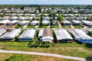 7924 SE Saratoga Dr, Hobe Sound, FL 33455 - Photo 62