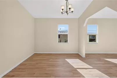 7924 SE Saratoga Drive, Hobe Sound, FL 33455 - Photo 18