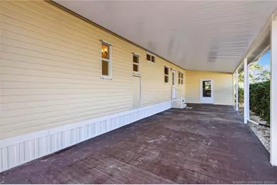 7924 SE Saratoga Drive, Hobe Sound, FL 33455 - Photo 8